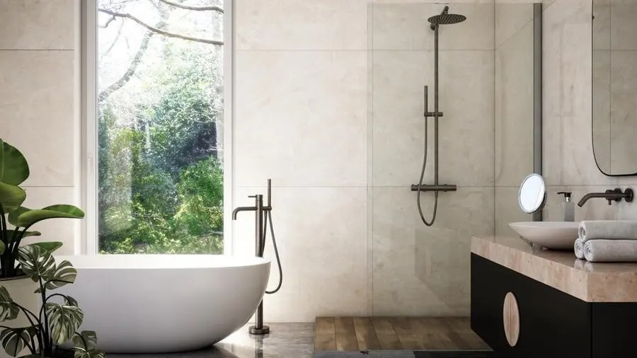 Shower Screens for Wet Rooms That Maximise Space